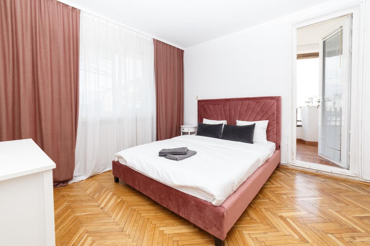 Color Ap Calea Victoriei 12C Daire Bükreş Dış mekan fotoğraf